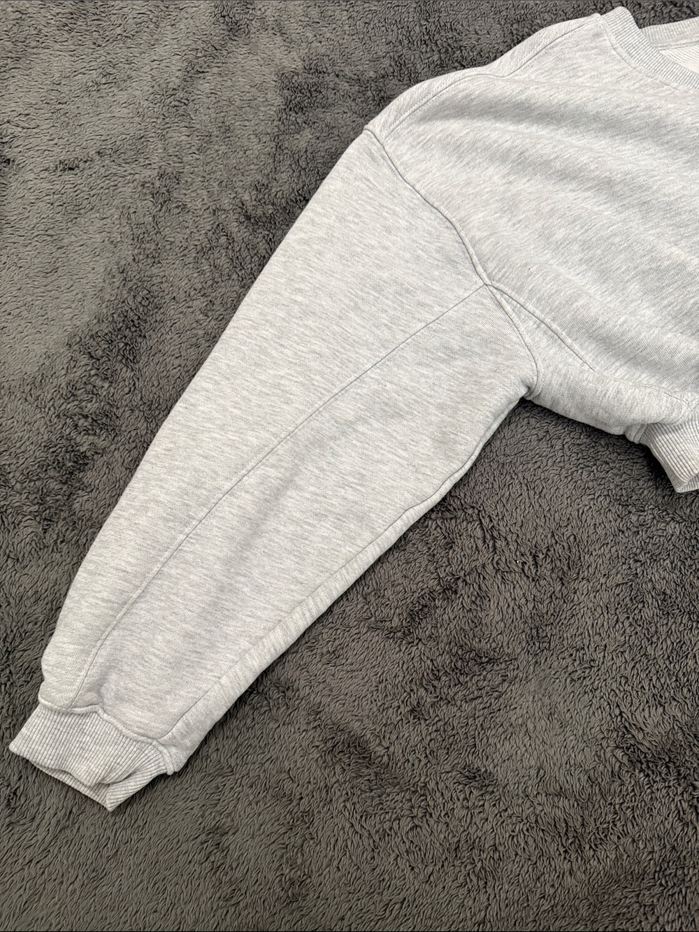 Oner Active Light Gray V-Neck Cropped Sweater - Picture 3 of 7